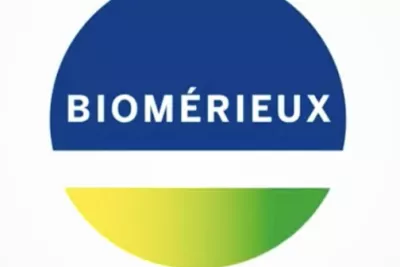 Webdesign and programming of an interface presenting Biom&eacute;rieux group equipment through a virtual laboratory.